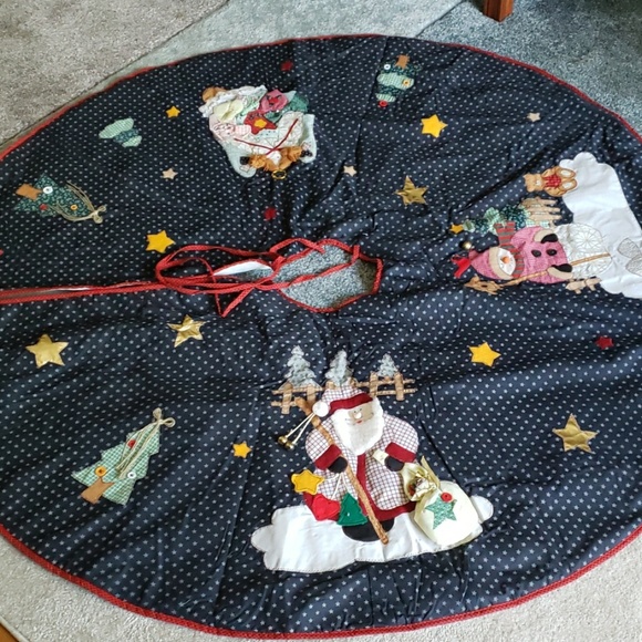 NWT Current Christmas Tree Skirt - Picture 1 of 7